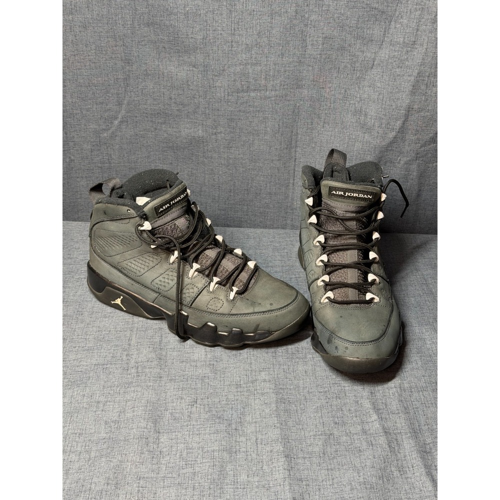 Size 8.5 - Air Jordan 9 Retro Anthracite Black & Grey) 302370-013